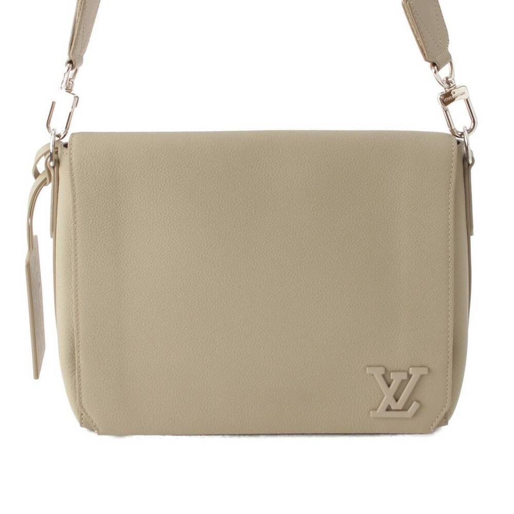 Louis Vuitton Takeoff Messenger Shoulder Bag Aerogram Leather Sage